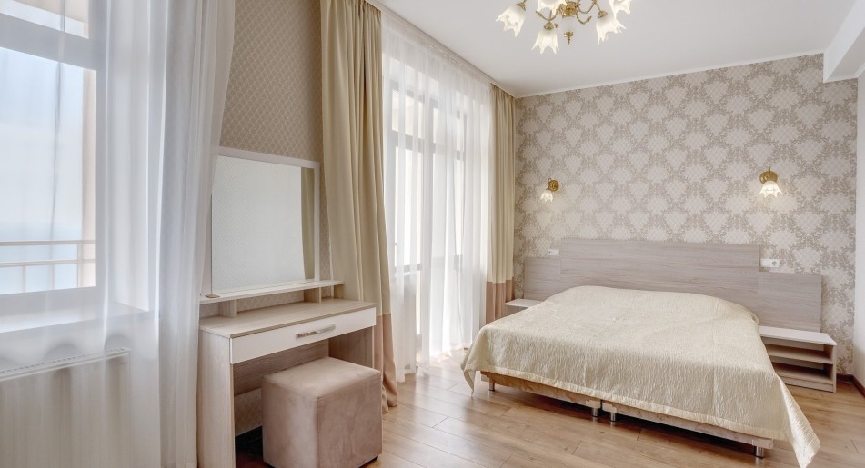 Люкс двухкомнатный 2-х местный 5 корпус