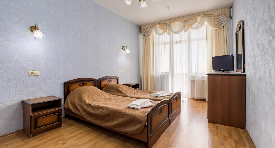 Джуниор Сюит трехкомнатный 2-х местный 5 корпус