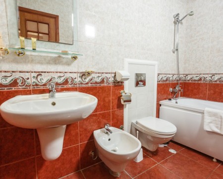 Люкс двухкомнатный 2-х местный 2 корпус