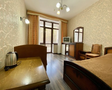 Стандарт «Горы» однокомнатный 2-х местный (с балконом) 5 корпус