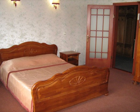 Люкс трехкомнатный 2-х местный 2 корпус