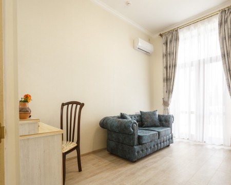 Люкс двухкомнатный 2-х местный 1 корпус