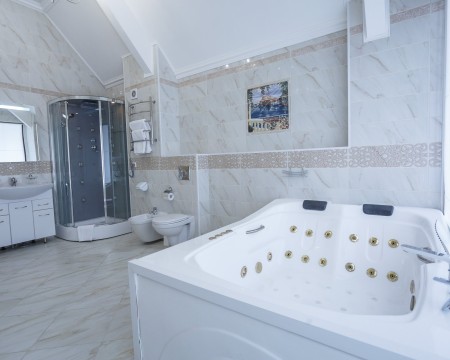 Сюит четырехкомнатный 2-х местный 2 корпус