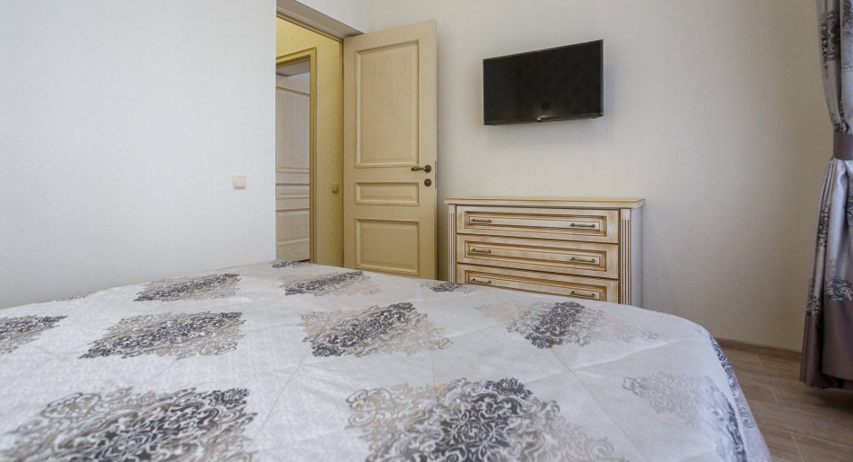 Люкс двухкомнатный 2-х местный 1 корпус