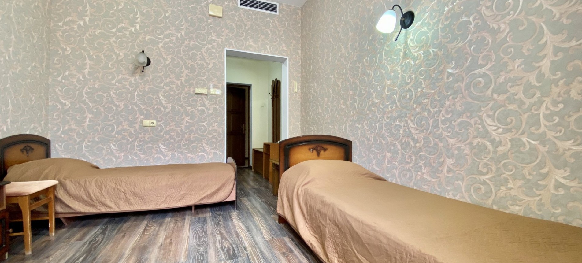 Стандарт «Горы» однокомнатный 2-х местный (с балконом) 5 корпус